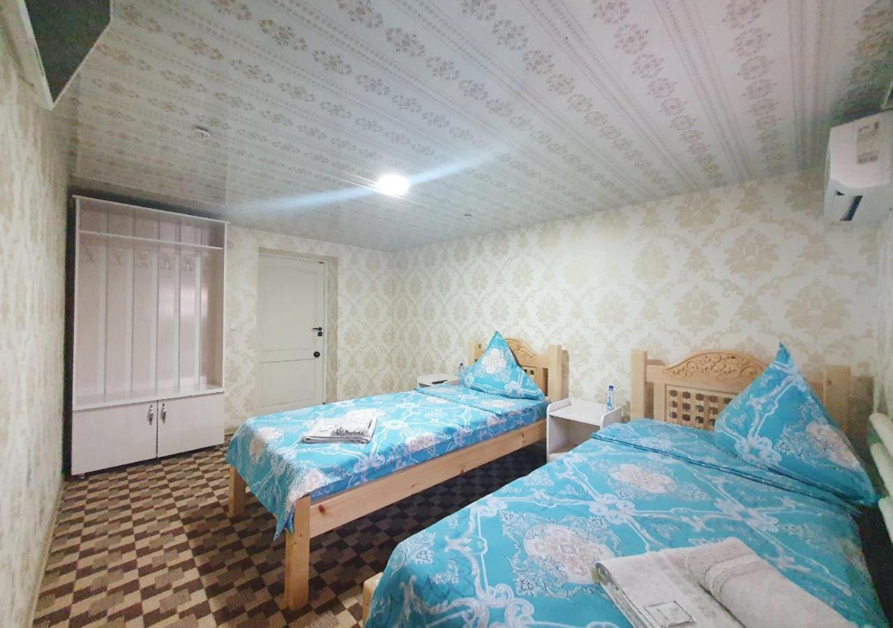 Guest House Dilorom B&B Chiva Exteriér fotografie